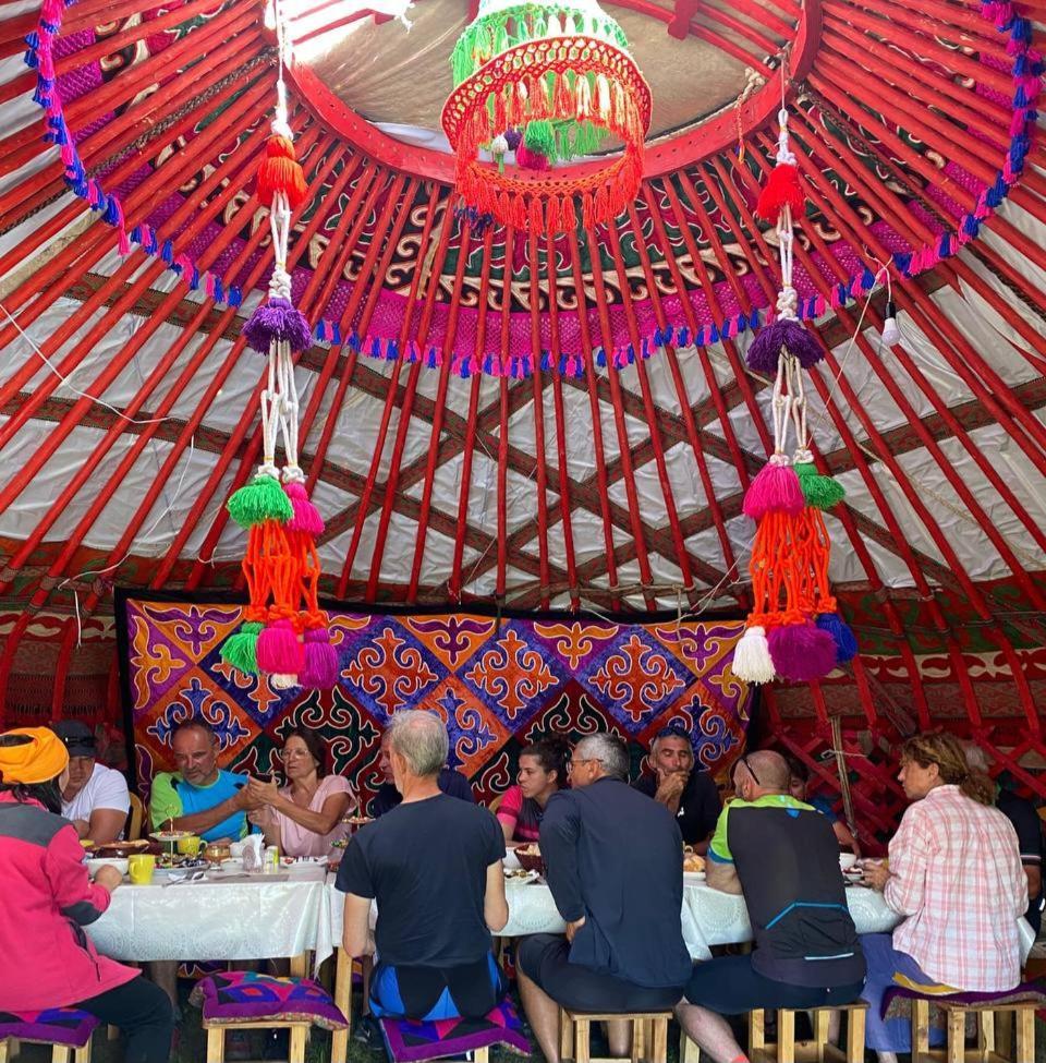 Zalkar Yurt Camp 호텔 Song-Kul 외부 사진